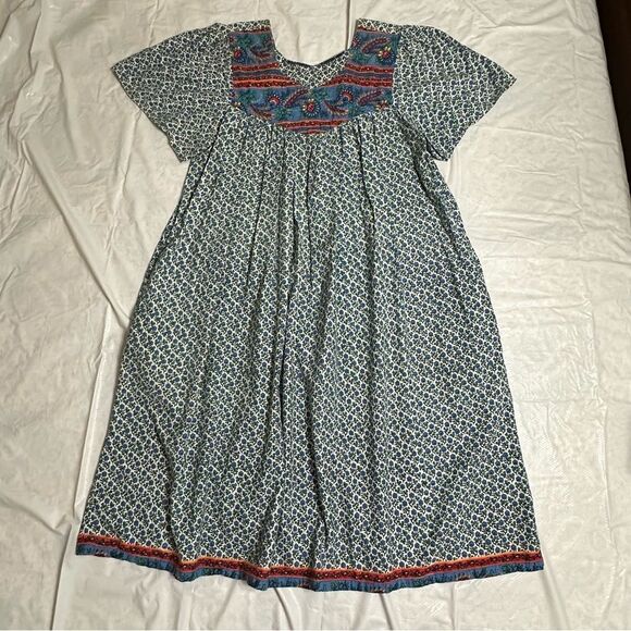 70s Vintage Laura Tyler Floral Folk Print Cotton Muumuu Dress Size Medium - Picture 5 of 10